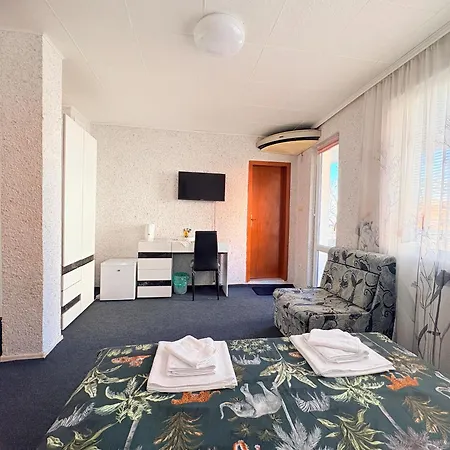Velonia 4*