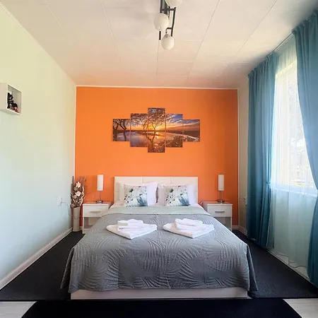 Velonia 4*